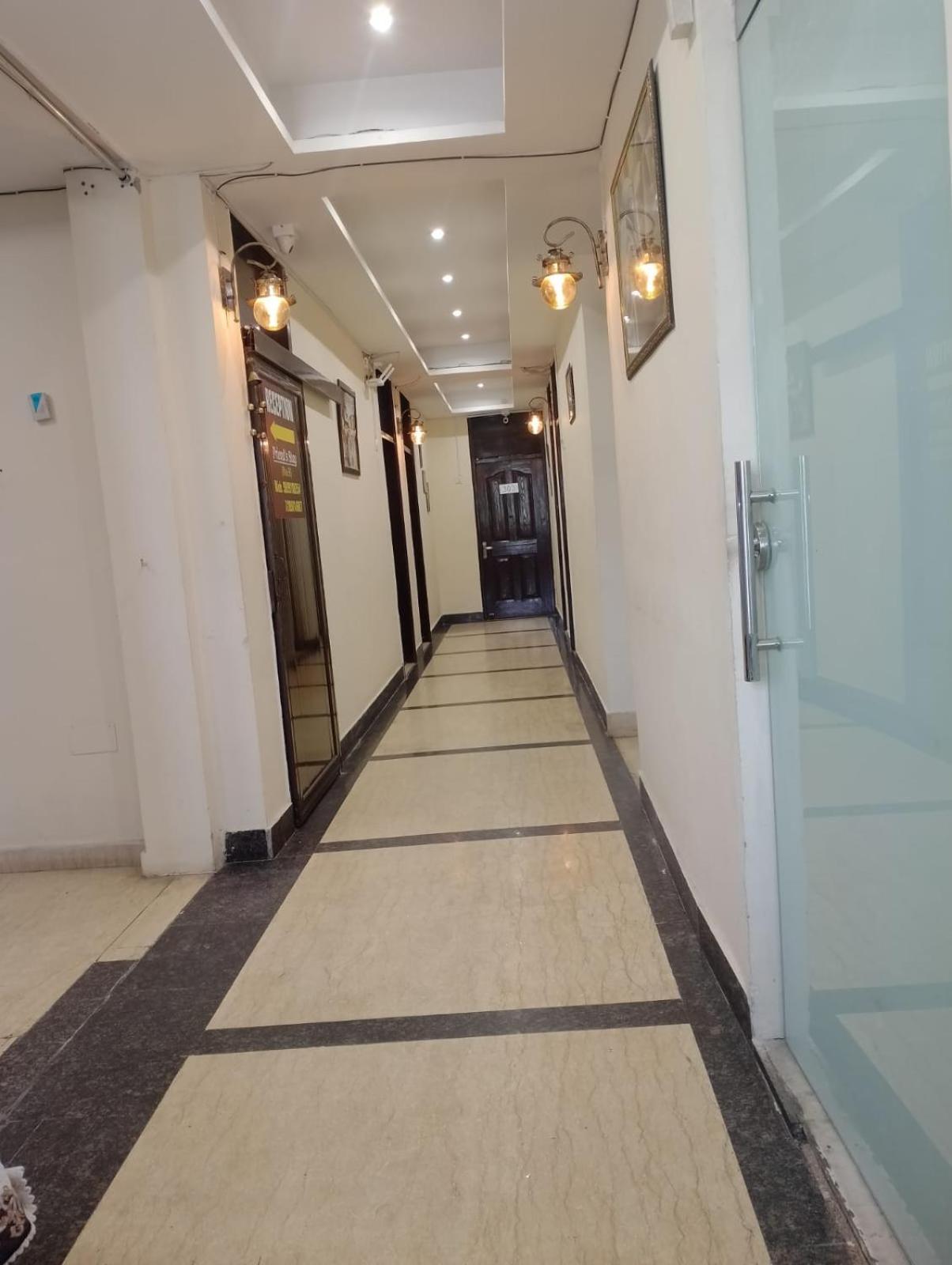 Star Inn Дели Экстерьер фото